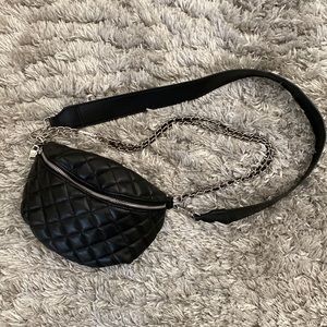 Steve Madden black Fanny pack